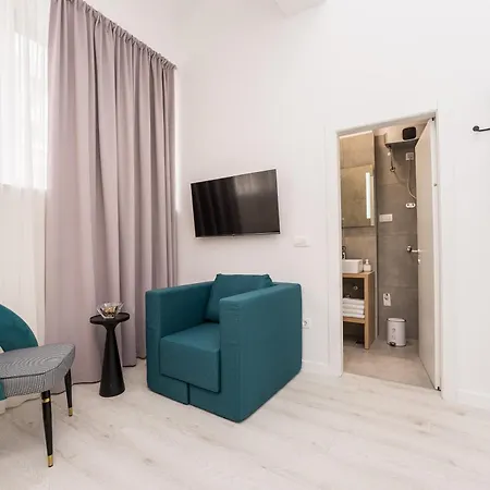 Lukas - Borik Lägenhet *